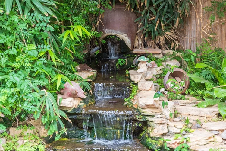 Waterfalls & Fountains (3)
